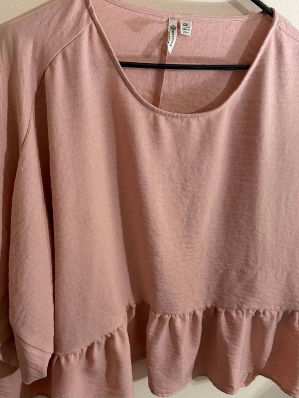 Versona Size XXL Soft Blush Ruffle-Hem Scoop Neck Ruffle Drop Waist Blouse